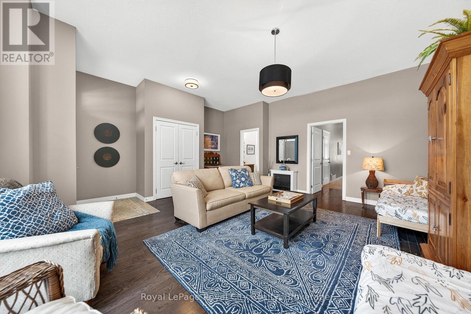 92 Cardigan Street, Guelph, Ontario  N1H 0A4 - Photo 35 - X12827748