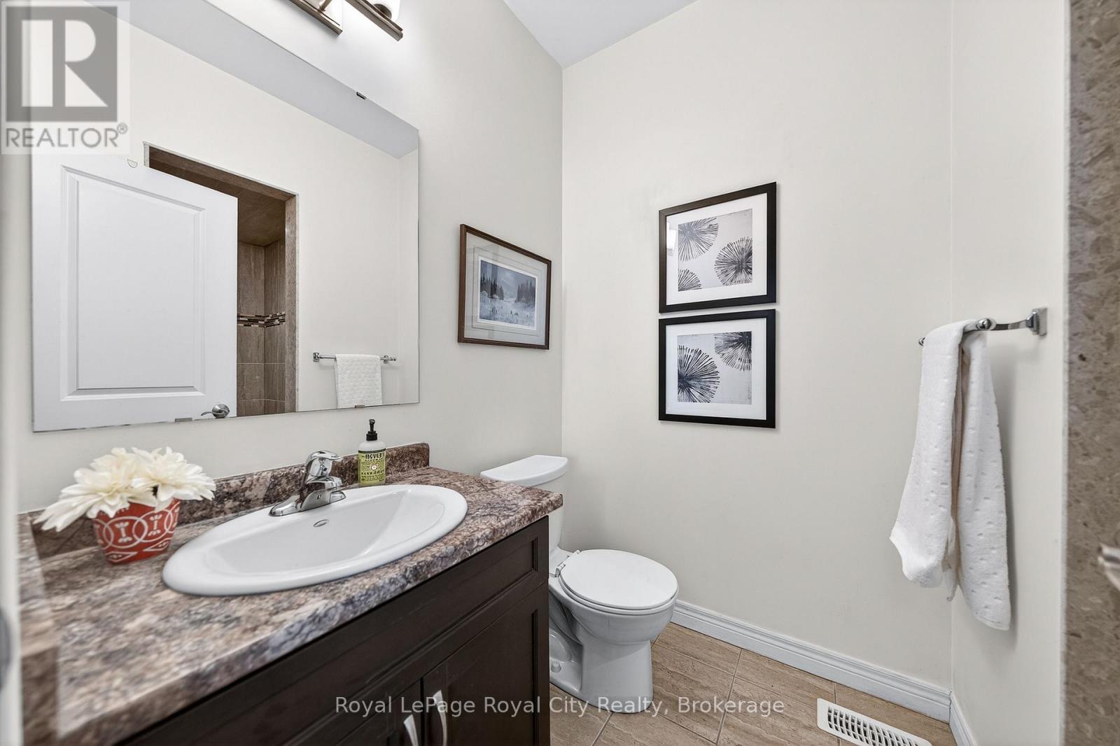 92 Cardigan Street, Guelph, Ontario  N1H 0A4 - Photo 38 - X12827748