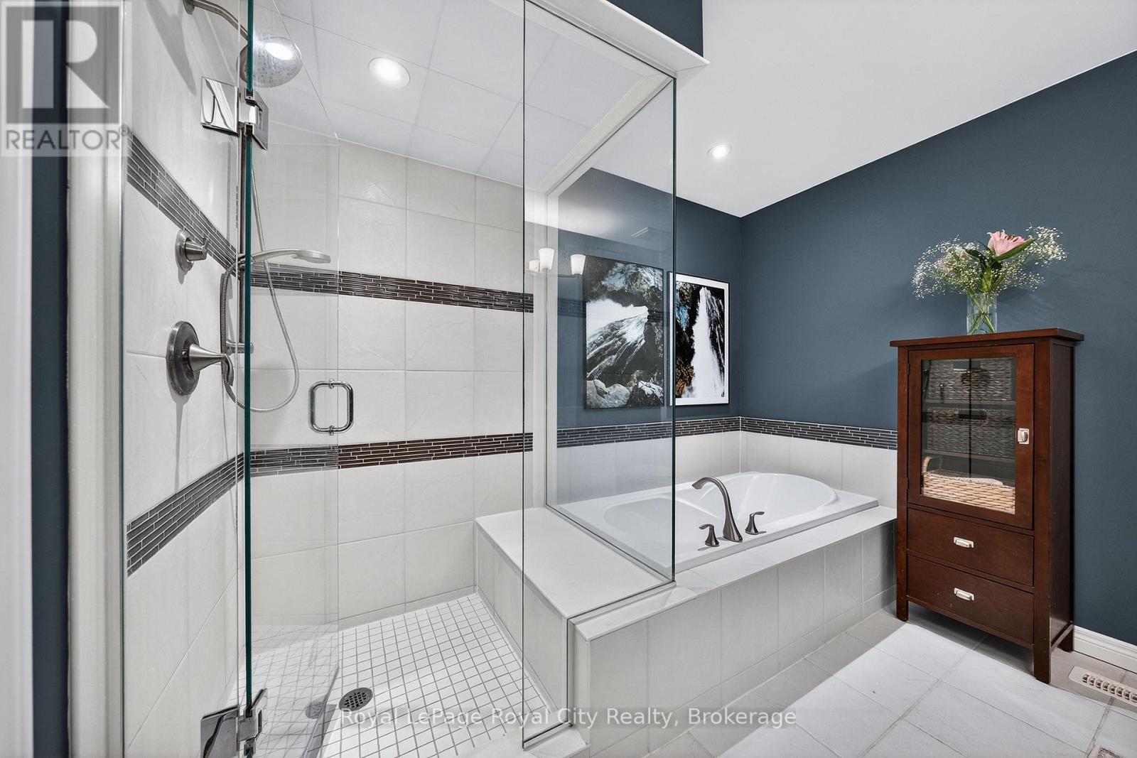 92 Cardigan Street, Guelph, Ontario  N1H 0A4 - Photo 28 - X12827748