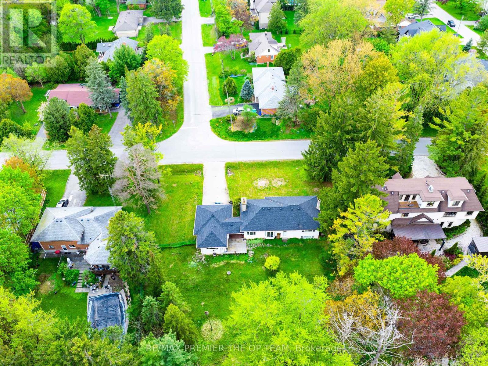 37 John Street, King, Ontario  L7B 1J6 - Photo 21 - N12828648