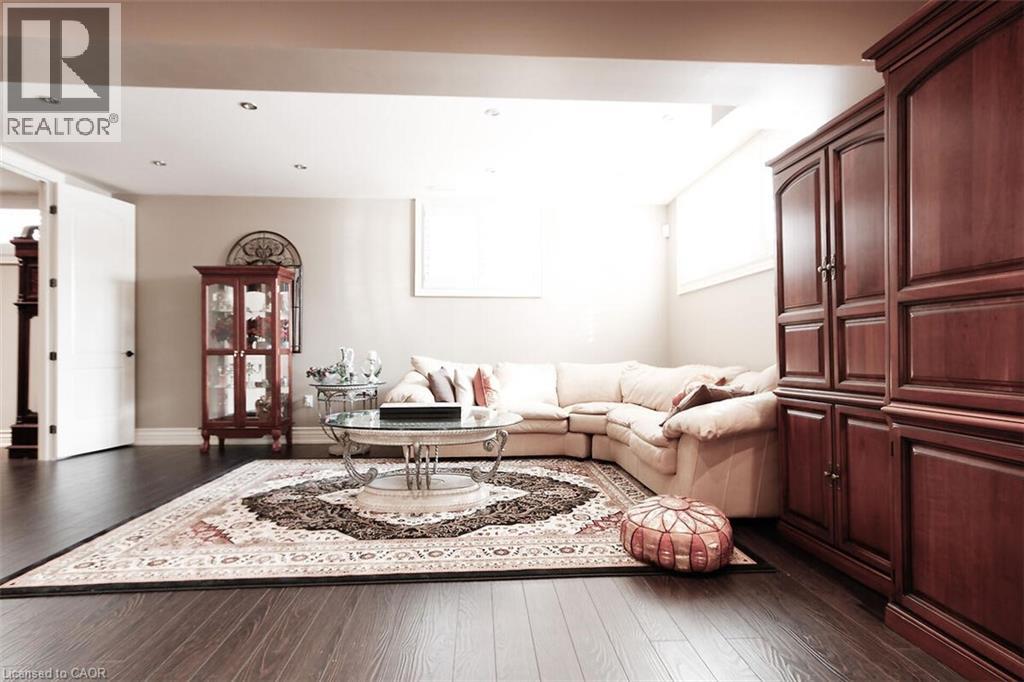 205 Paige Place, Kitchener, Ontario   - Photo 21 - 40808608