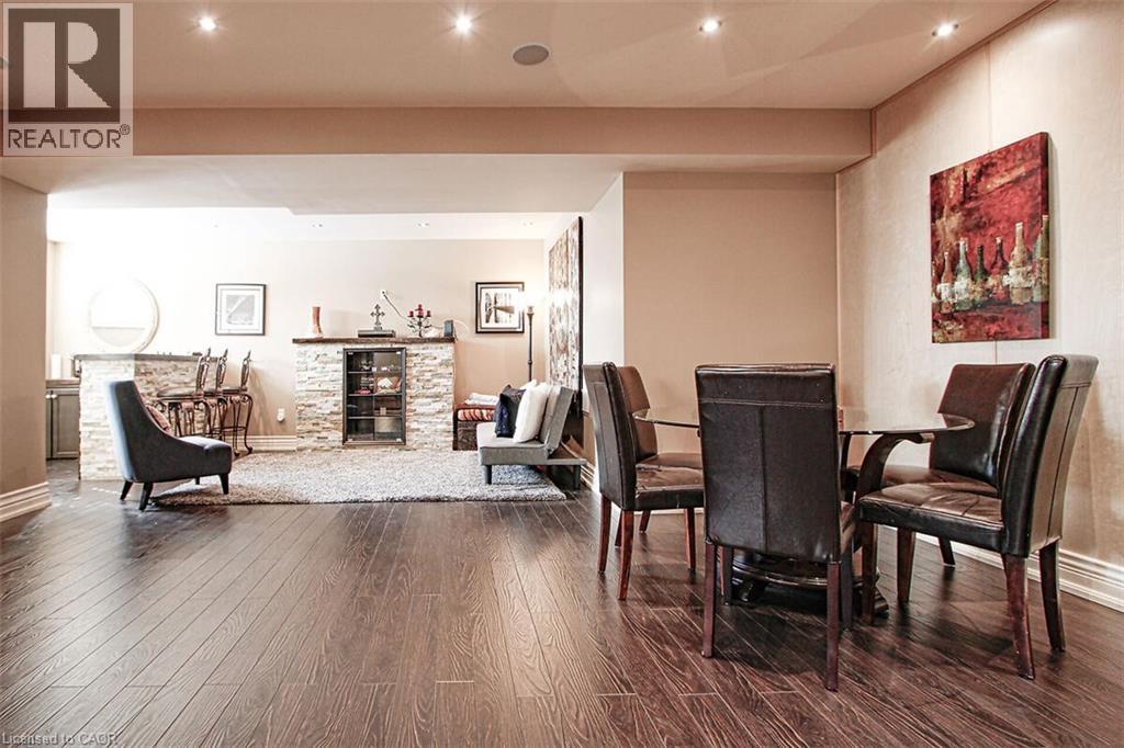 205 Paige Place, Kitchener, Ontario   - Photo 24 - 40808608