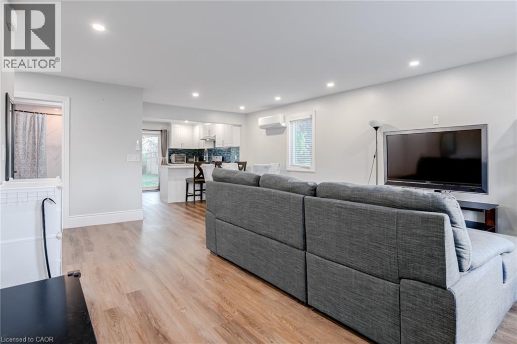 8 Mountsberg Road, Hamilton, Ontario  L0P 1B0 - Photo 5 - 40808463