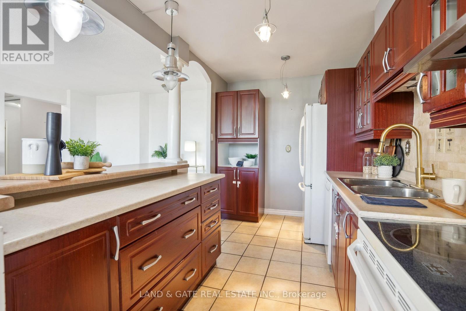 702 - 260 Seneca Hill Drive, Toronto, Ontario  M2J 4S6 - Photo 16 - C12835942