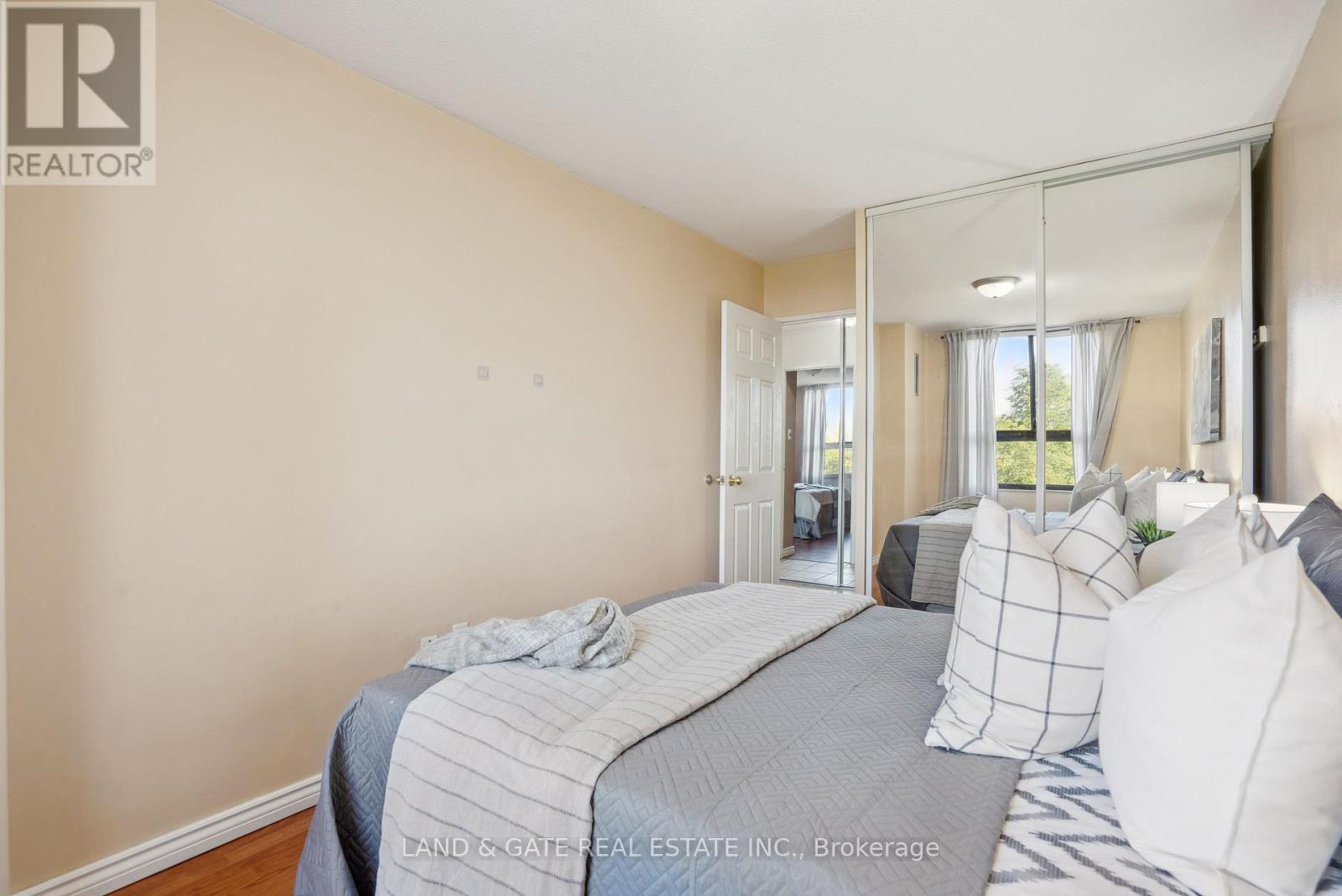 702 - 260 Seneca Hill Drive, Toronto, Ontario  M2J 4S6 - Photo 21 - C12835942