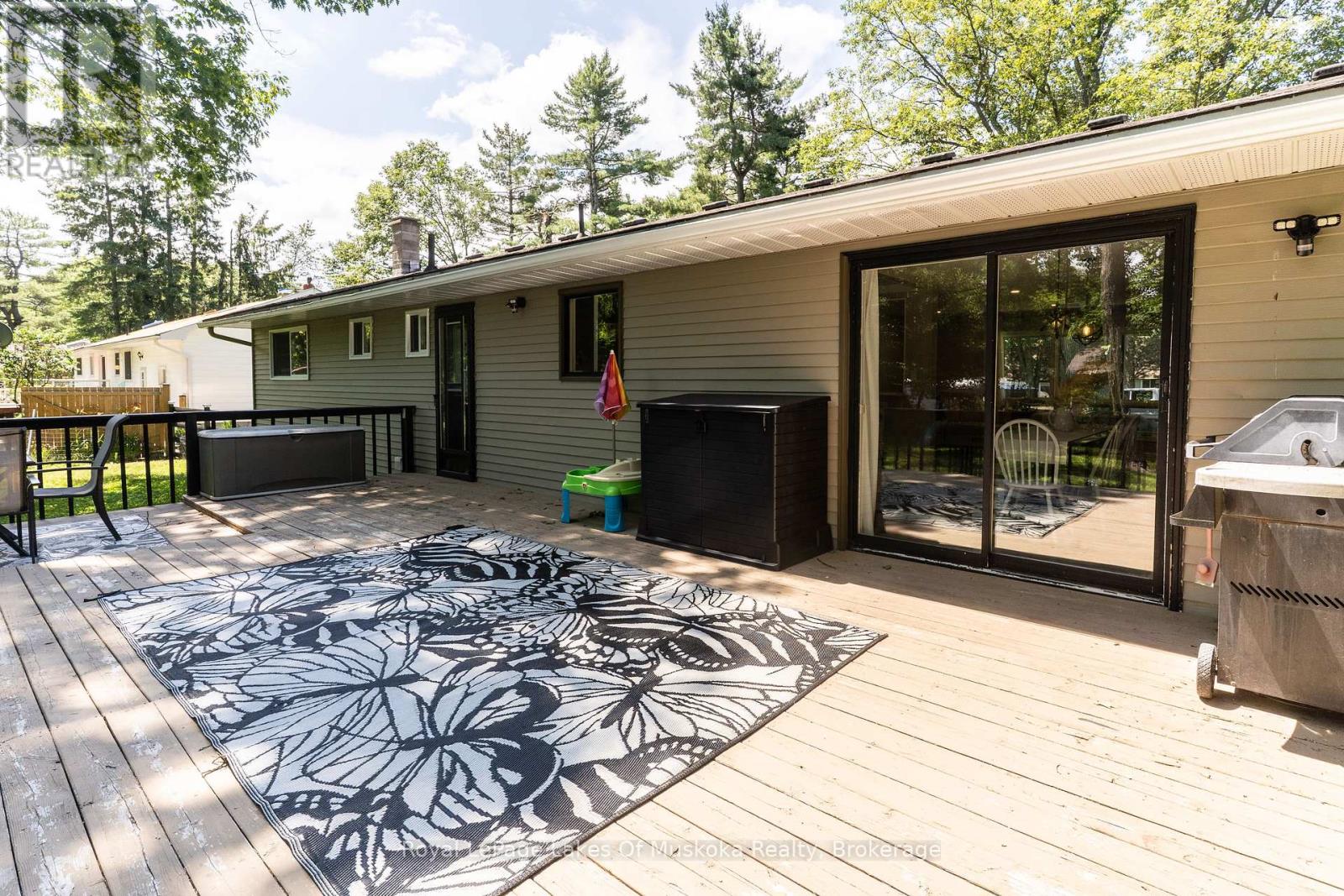 220 Alexander Street, Gravenhurst, Ontario  P1P 1A6 - Photo 40 - X12835844