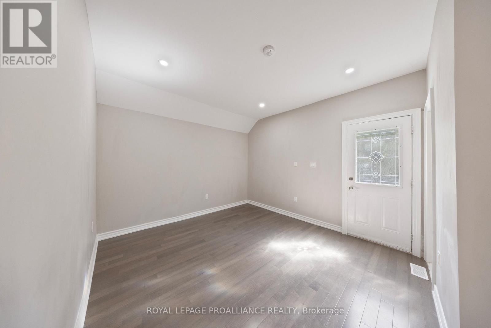 141 Ontario Street, Port Hope, Ontario  L1A 2V5 - Photo 31 - X12835864