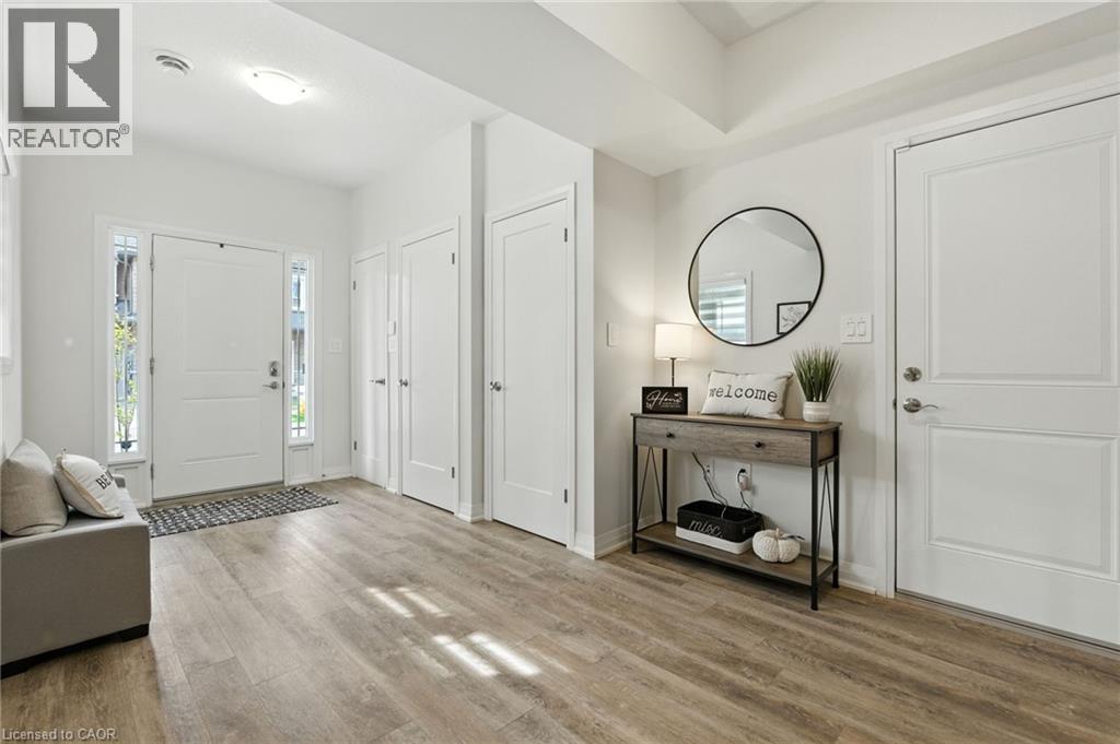 9 Laguna Village Crescent, Hannon, Ontario  L0R 1P0 - Photo 8 - 40798150