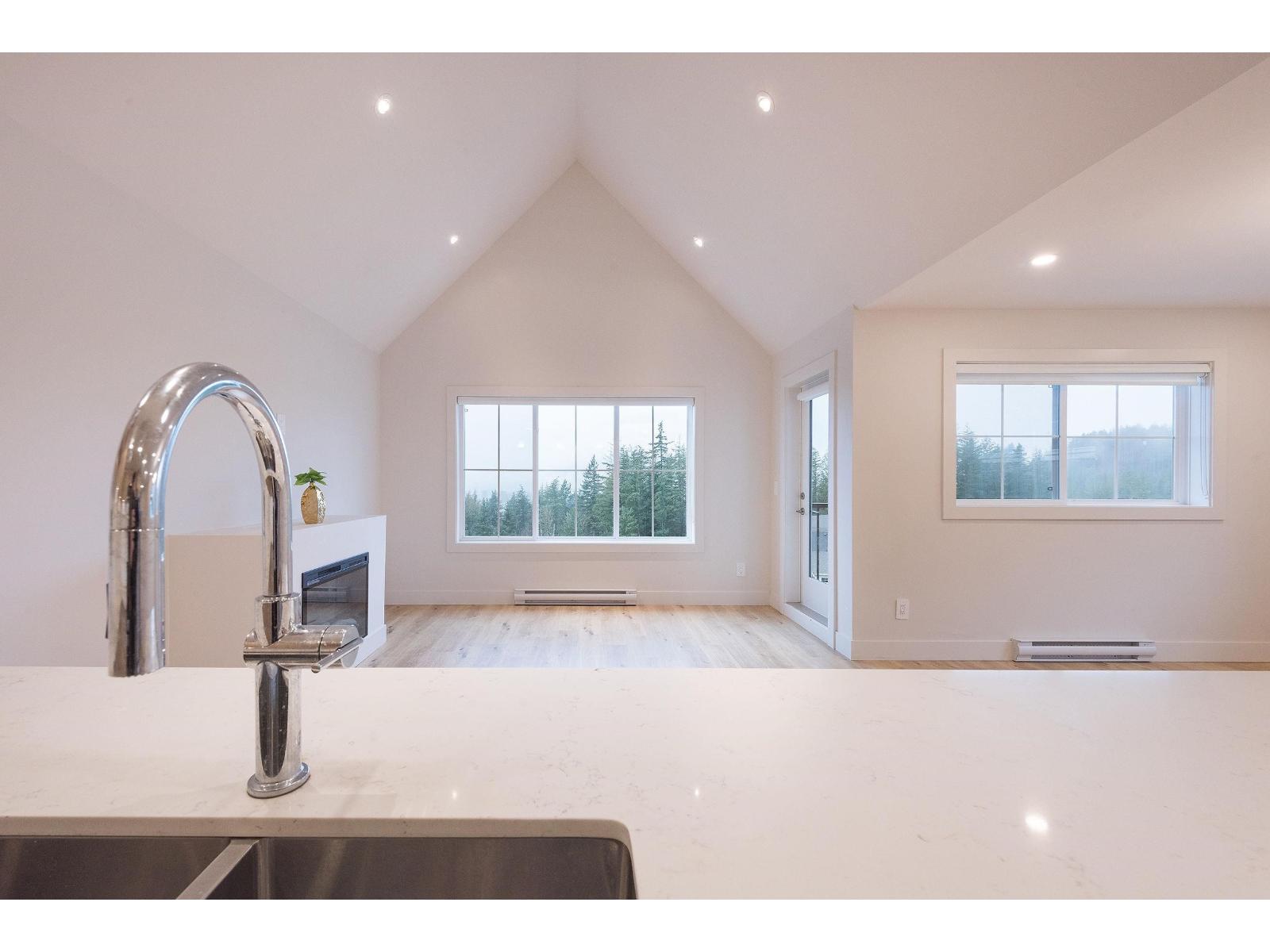 9 1928 Woodside Boulevard, Mt Woodside, Agassiz, British Columbia  V0M 1A1 - Photo 8 - R3094595