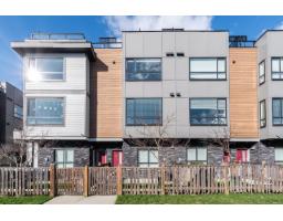 11 19631 55 A AVENUE, Langley, British Columbia