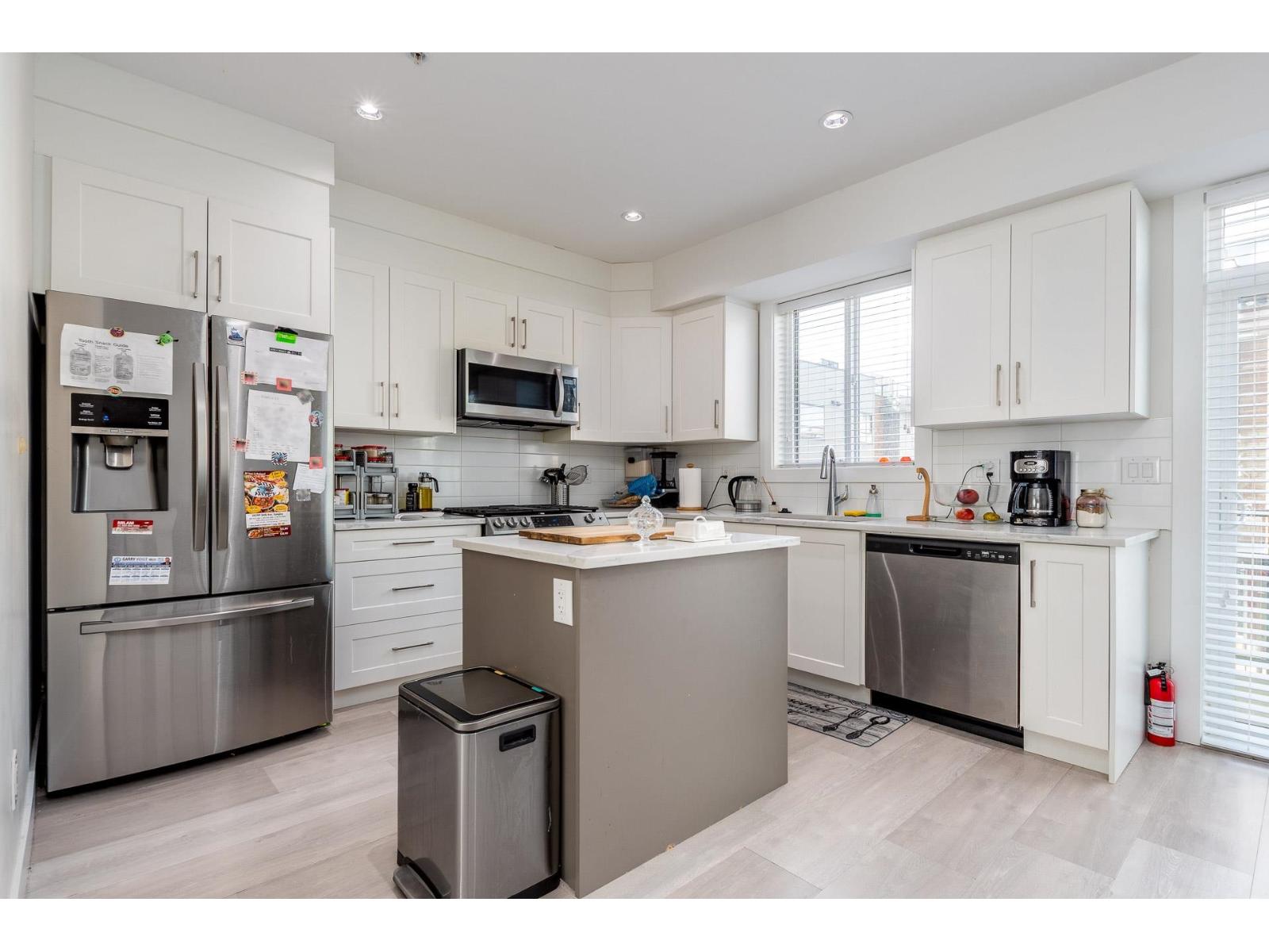 11 19631 55 A Avenue, Langley, British Columbia  V3A 3X1 - Photo 4 - R3094102