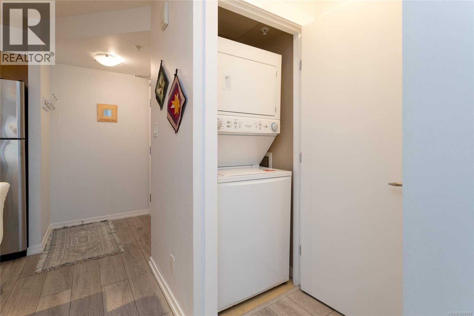 1006 751 Fairfield Rd, Victoria, British Columbia  V8W 4A4 - Photo 15 - 1026888