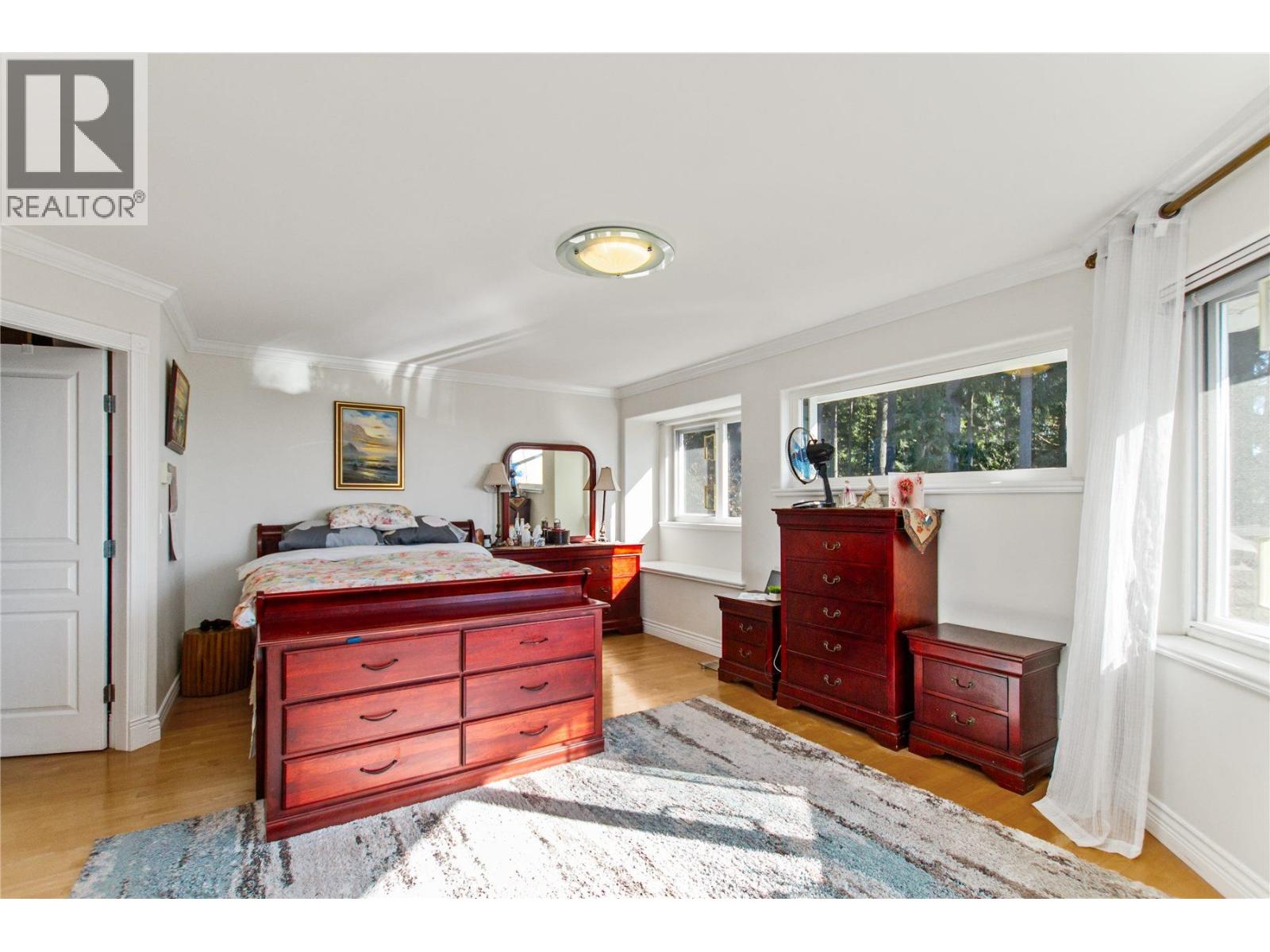 3866 Michener Way, North Vancouver, British Columbia  V7K 3C7 - Photo 17 - R3093968