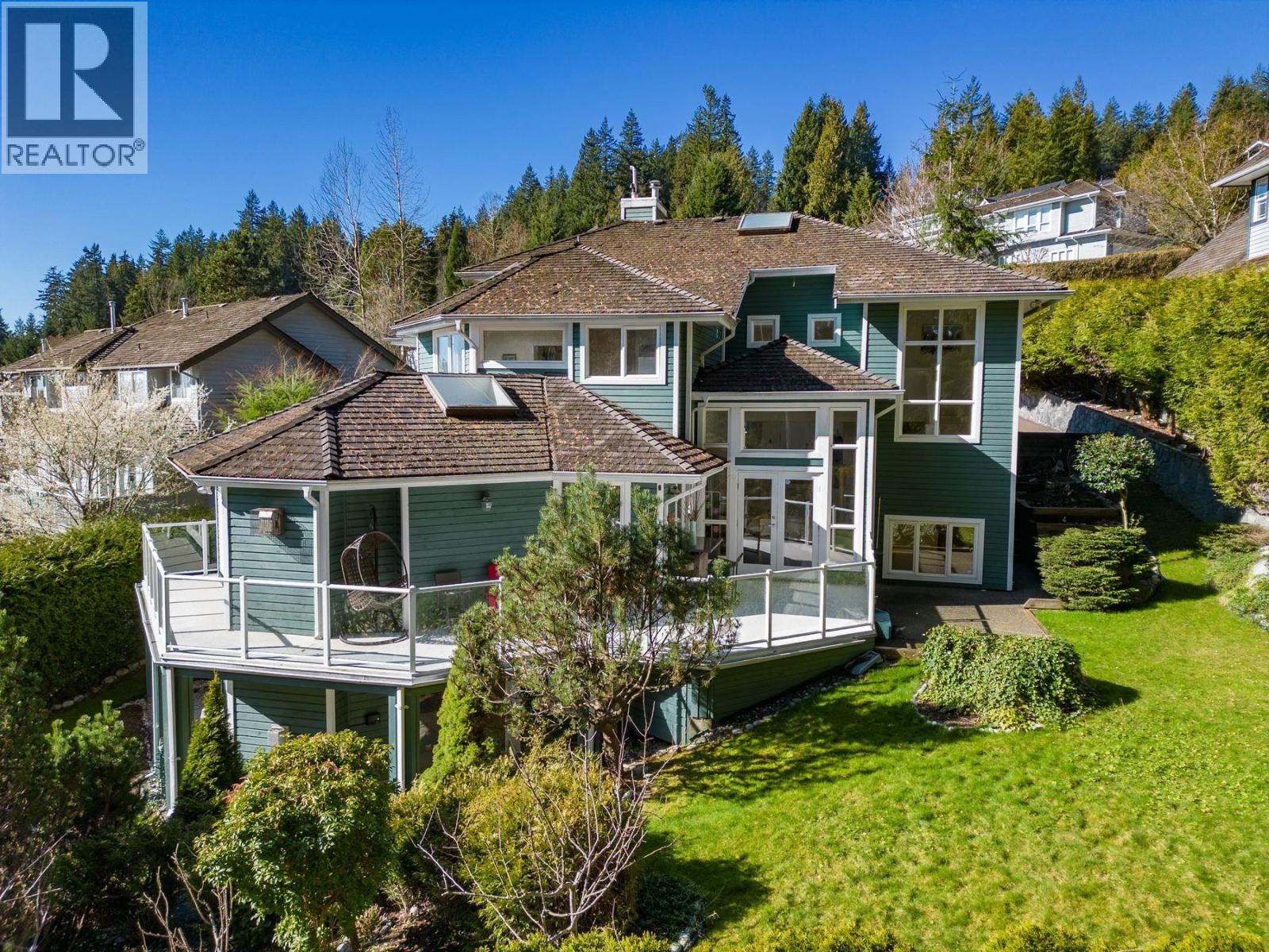 3866 Michener Way, North Vancouver, British Columbia  V7K 3C7 - Photo 29 - R3093968