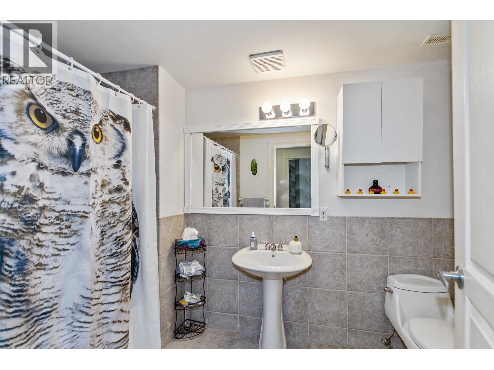 3866 Michener Way, North Vancouver, British Columbia  V7K 3C7 - Photo 23 - R3093968