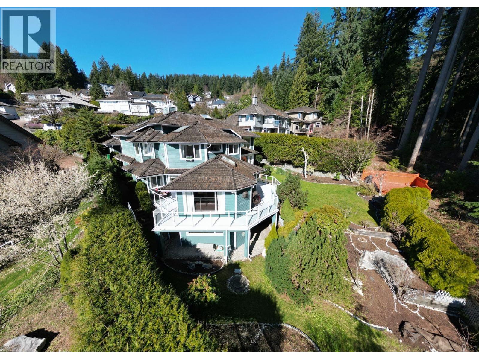 3866 Michener Way, North Vancouver, British Columbia  V7K 3C7 - Photo 30 - R3093968