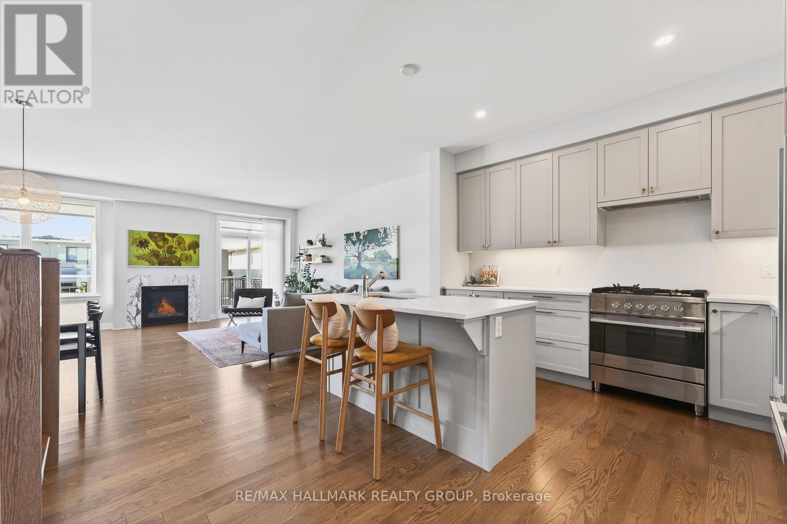 869 Moses Tennisco Street, Ottawa, Ontario K1K 5A2 - Photo 6 - X12835952