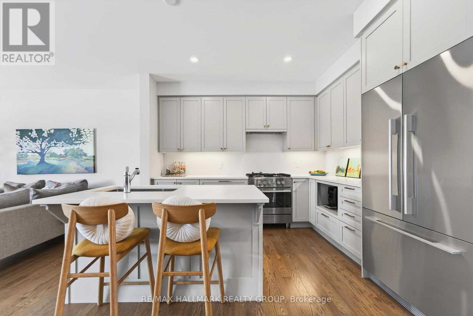 869 Moses Tennisco Street, Ottawa, Ontario K1K 5A2 - Photo 8 - X12835952