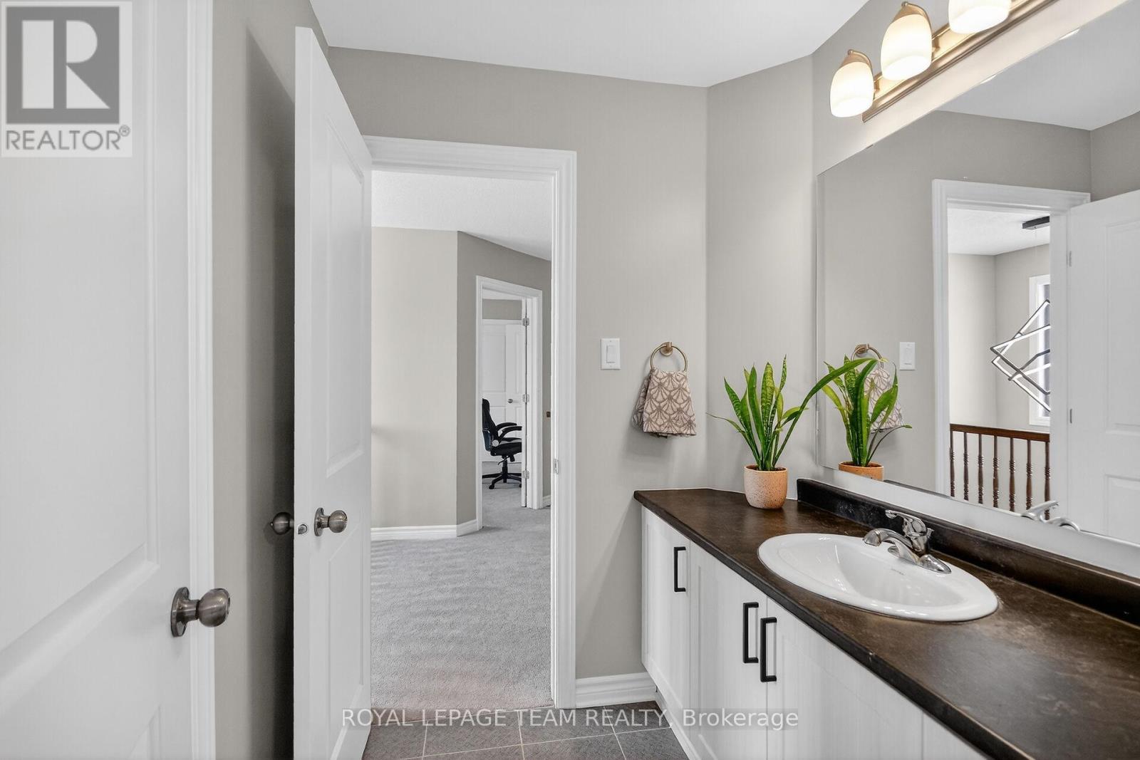 204 Antler Court, Mississippi Mills, Ontario  K0A 1A0 - Photo 39 - X12835962