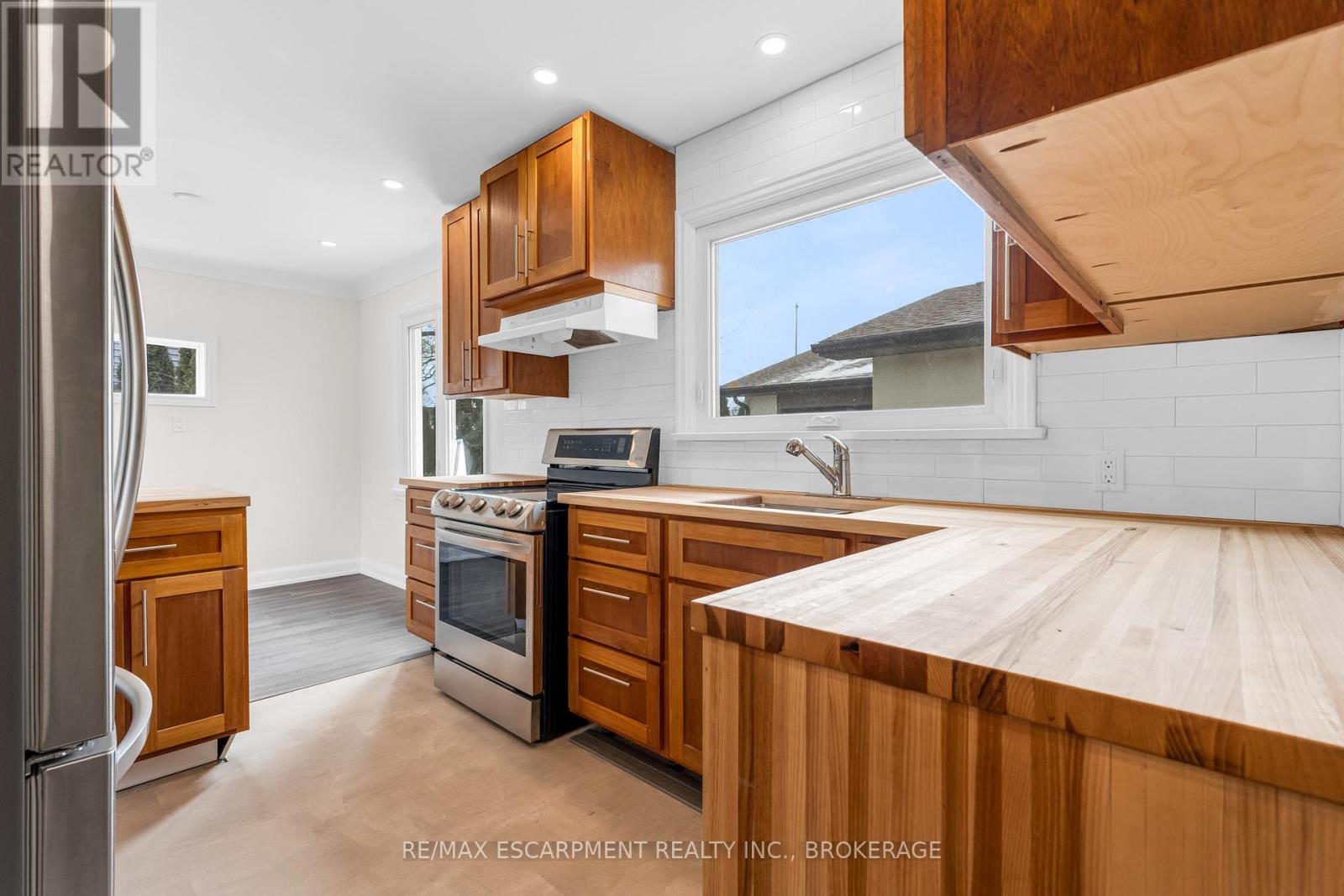 Main - 18 Princess Street, St. Catharines (E. Chester), Ontario  L2P 2R1 - Photo 9 - X12835924