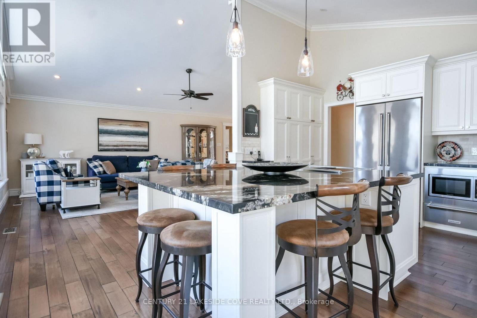 176 Bayshore Drive, Ramara, Ontario  L0K 1B0 - Photo 15 - S12835768