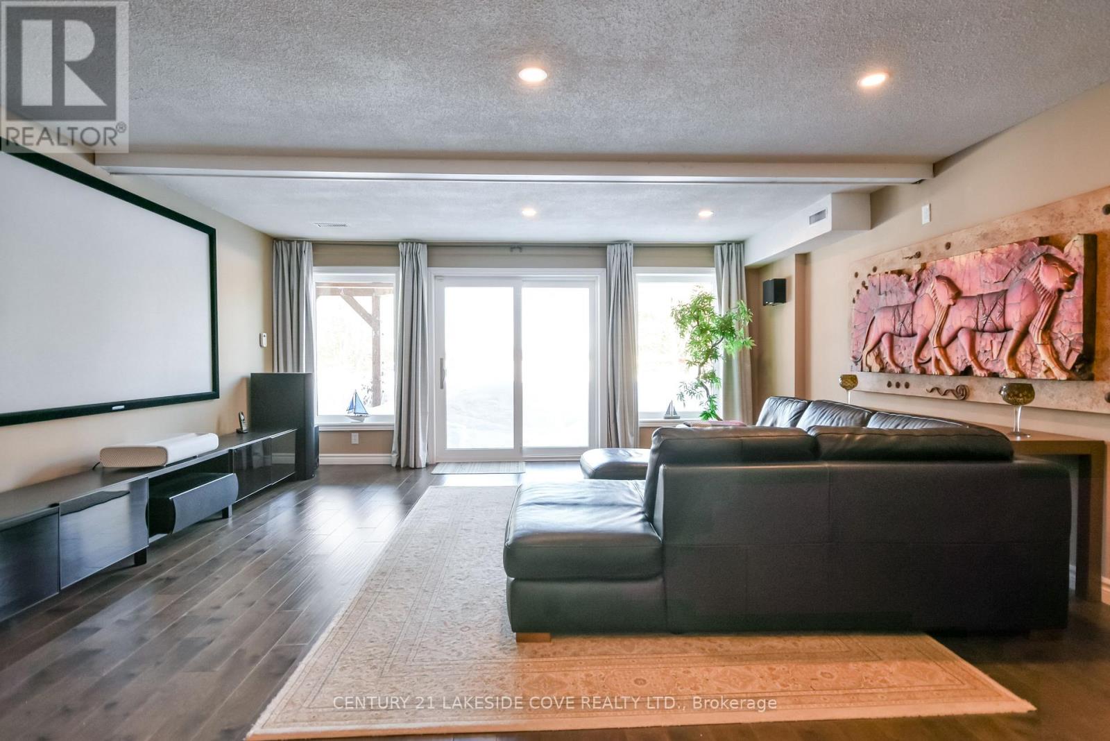 176 Bayshore Drive, Ramara, Ontario  L0K 1B0 - Photo 27 - S12835768