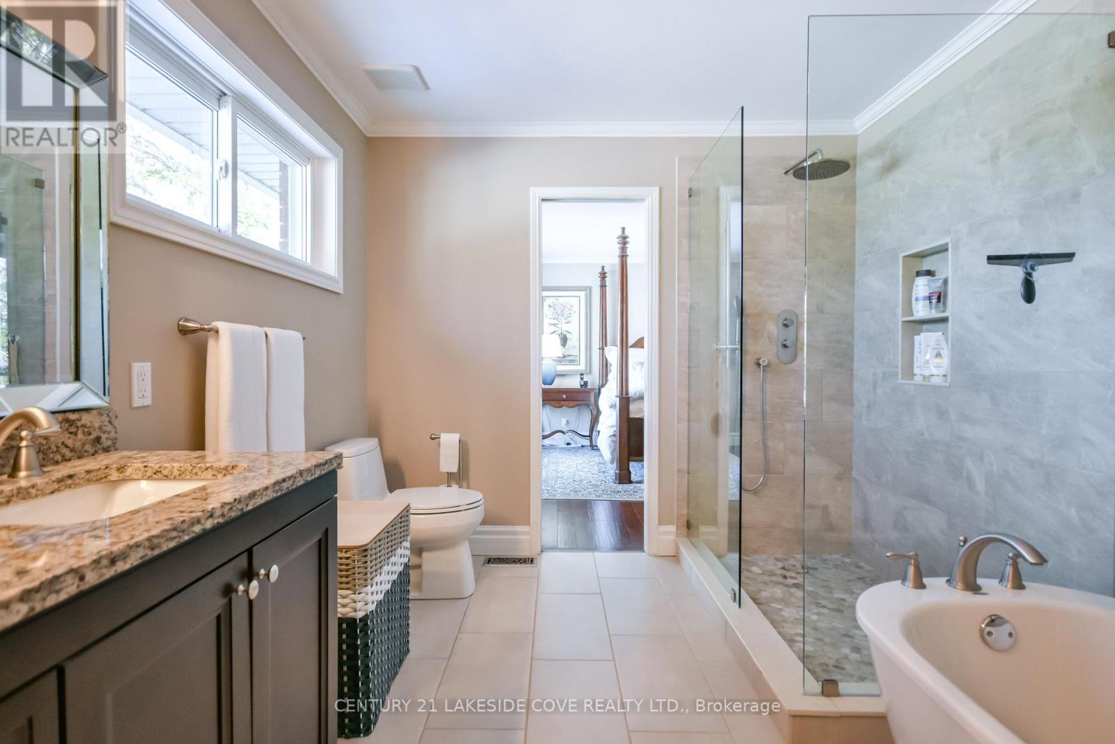 176 Bayshore Drive, Ramara, Ontario  L0K 1B0 - Photo 19 - S12835768