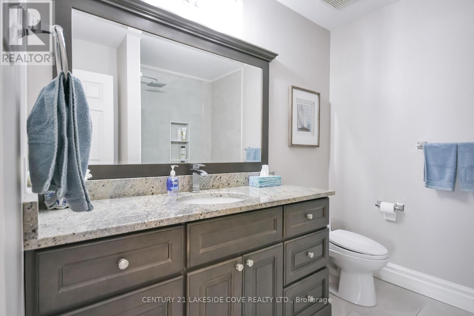 176 Bayshore Drive, Ramara, Ontario  L0K 1B0 - Photo 21 - S12835768