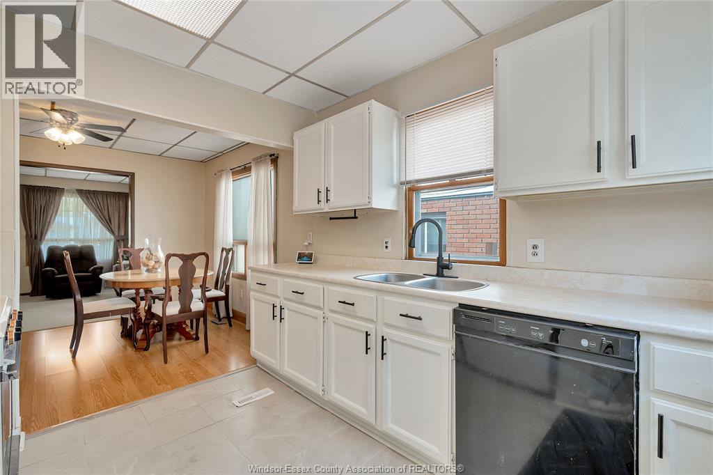 336 Josephine Avenue, Windsor, Ontario N9B 2L1 - Photo 11 - 26004335