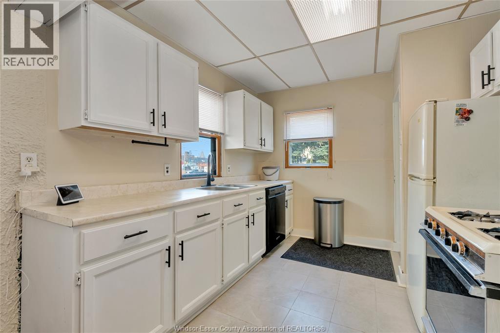 336 Josephine Avenue, Windsor, Ontario N9B 2L1 - Photo 12 - 26004335