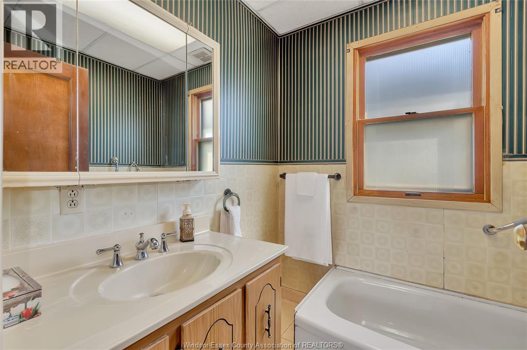 336 Josephine Avenue, Windsor, Ontario N9B 2L1 - Photo 14 - 26004335
