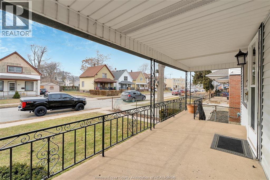 336 Josephine Avenue, Windsor, Ontario N9B 2L1 - Photo 4 - 26004335