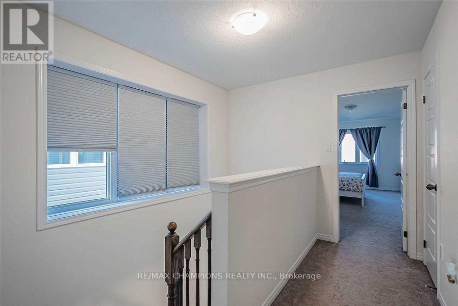 7732 White Pine Crescent, Niagara Falls, Ontario  L2H 3R5 - Photo 11 - X12407774