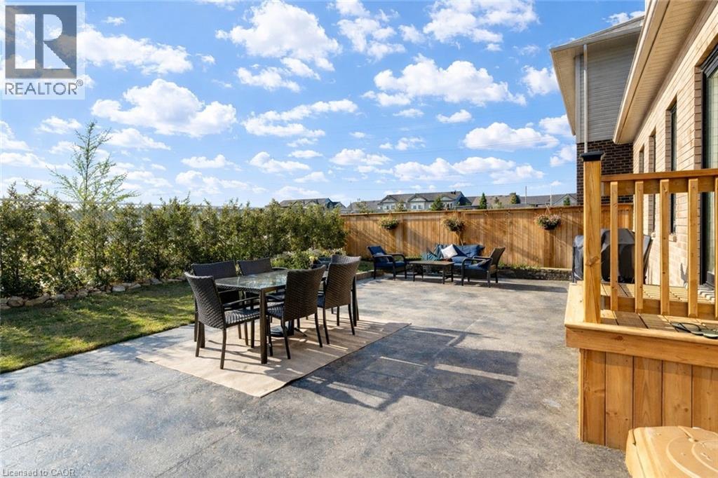 565 Florencedale Crescent, Kitchener, Ontario  N2R 0N3 - Photo 41 - 40807796