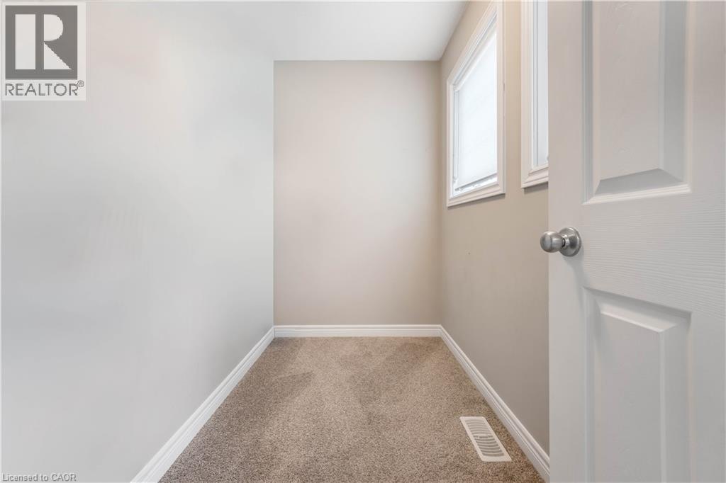 565 Florencedale Crescent, Kitchener, Ontario  N2R 0N3 - Photo 26 - 40807796