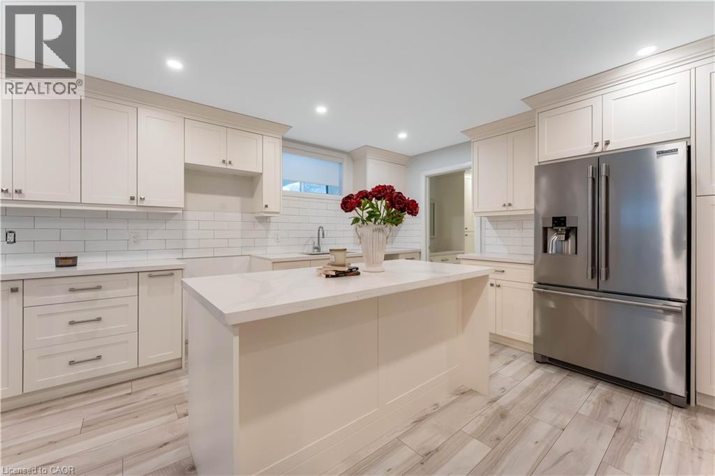 565 Florencedale Crescent, Kitchener, Ontario  N2R 0N3 - Photo 34 - 40807796