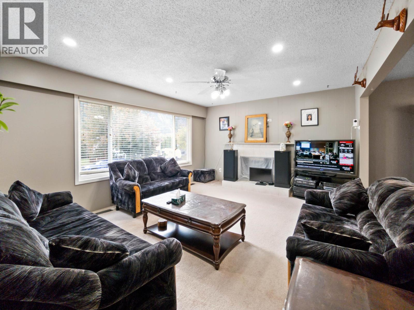 38143 Hemlock Avenue, Squamish, British Columbia  V8B 0X6 - Photo 11 - R3094779