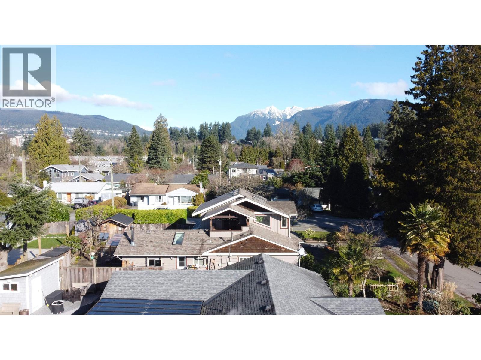 1319 Cottonwood Crescent, North Vancouver, British Columbia V7P 1L1 - Photo 7 - R3094780