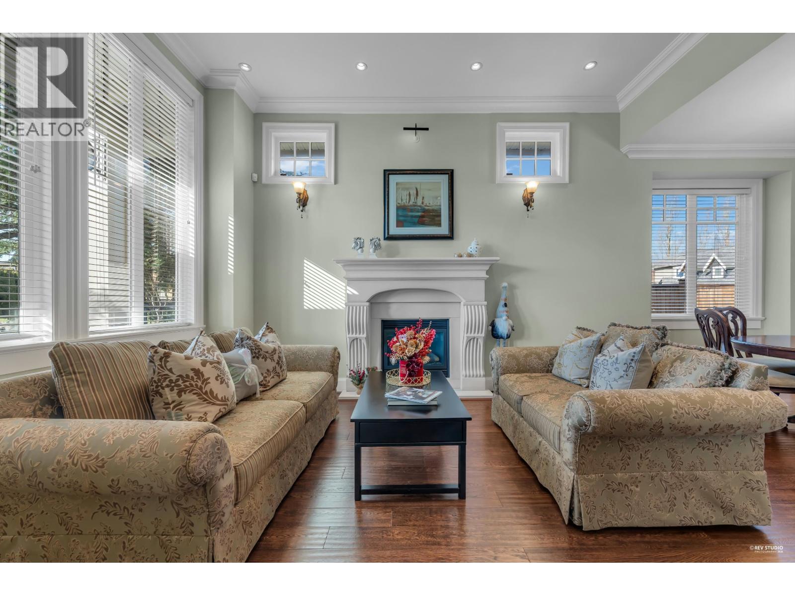 3317 Bentinck Place, Richmond, British Columbia V7C 4H3 - Photo 3 - R3094817