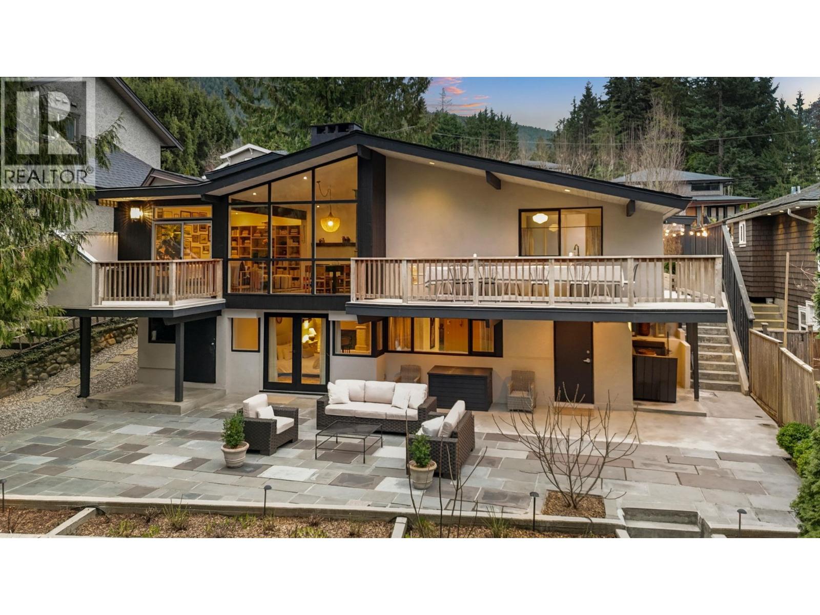 4777 Mapleridge Drive, North Vancouver, British Columbia V7R 3T6 - Photo 17 - R3094823