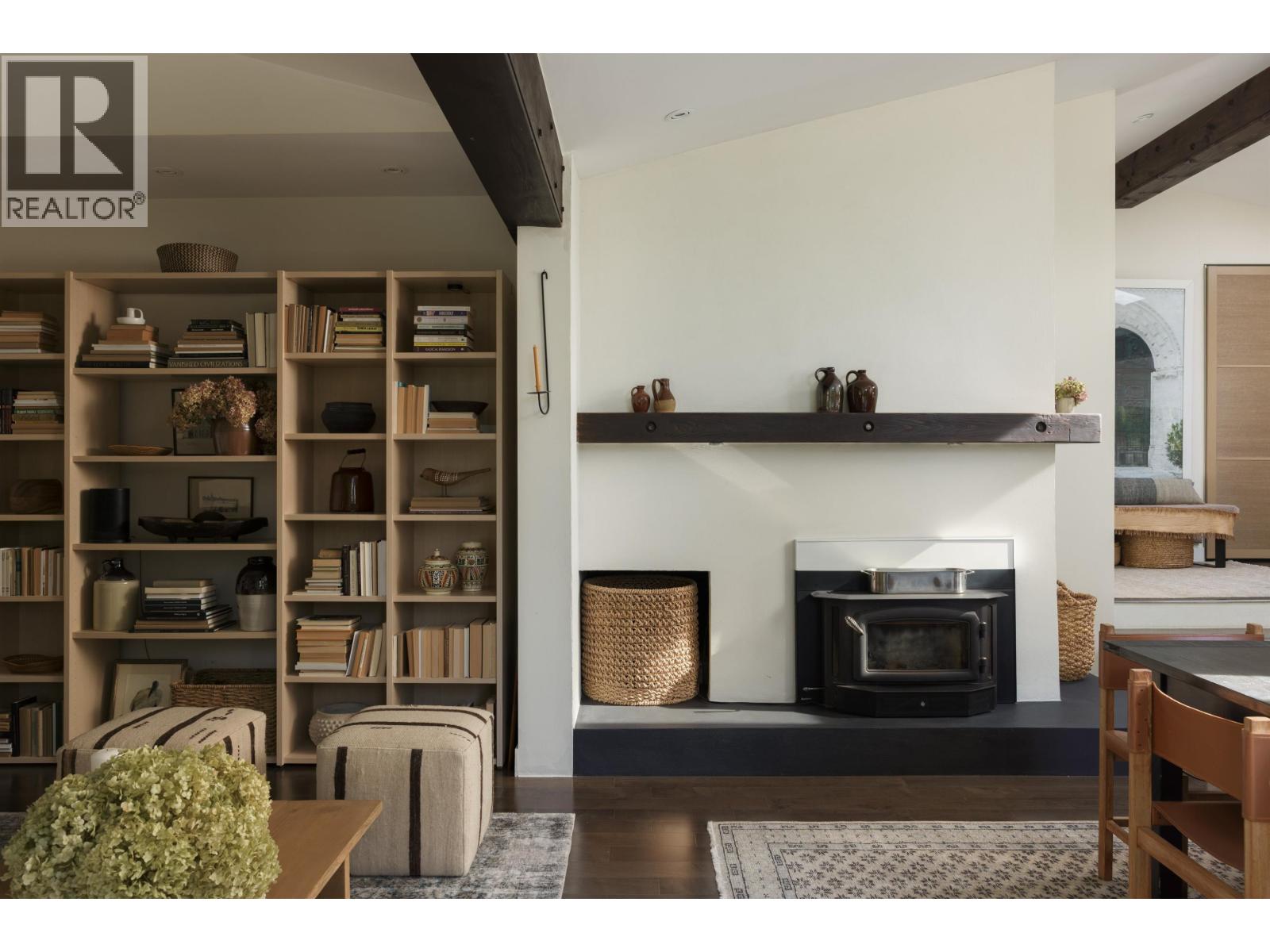 4777 Mapleridge Drive, North Vancouver, British Columbia V7R 3T6 - Photo 6 - R3094823