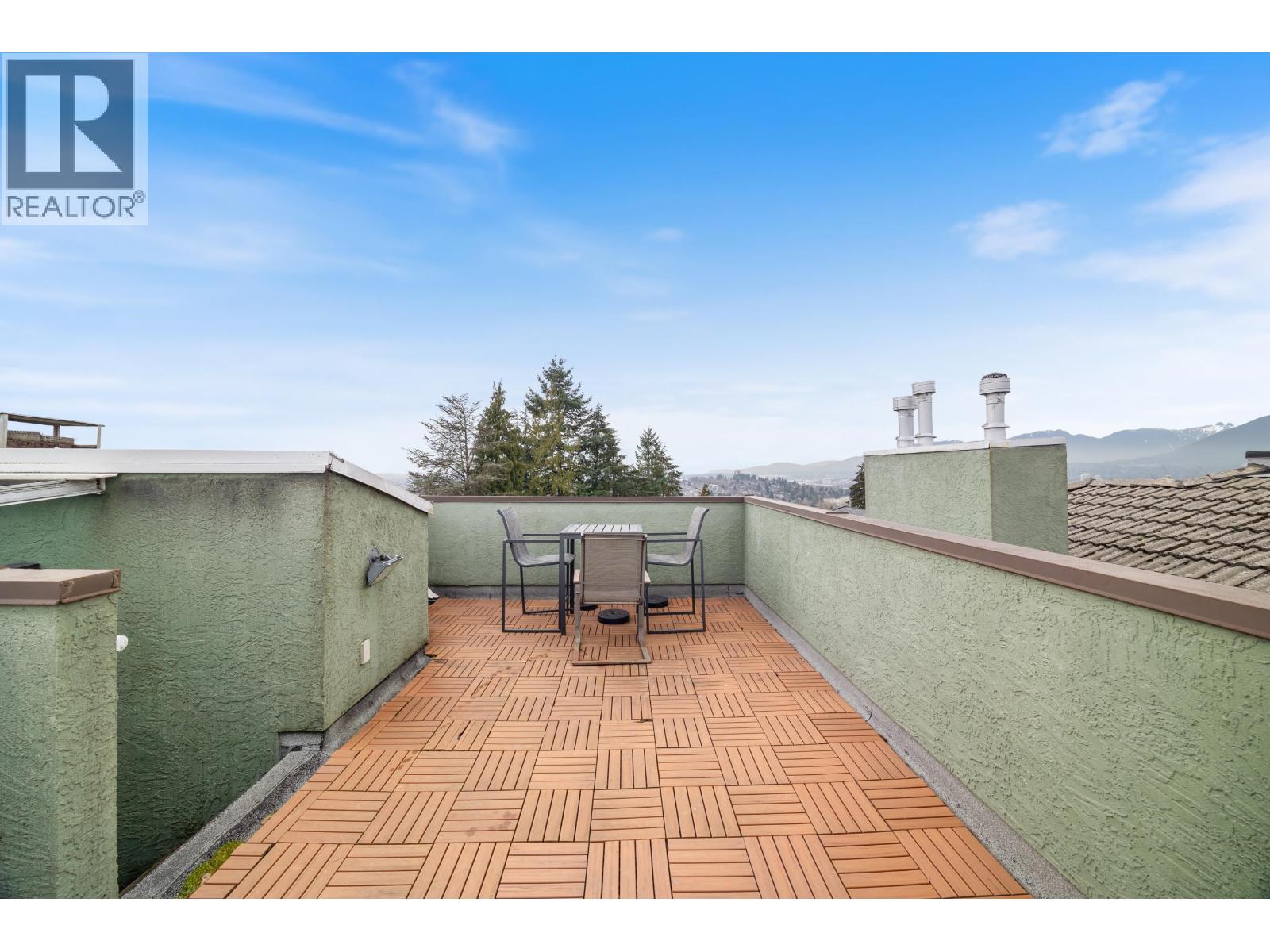 128 Hythe Avenue, Burnaby, British Columbia  V5B 3H7 - Photo 31 - R3094831