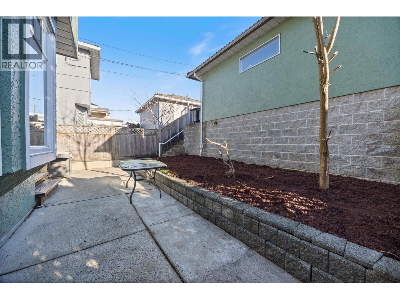 128 Hythe Avenue, Burnaby, British Columbia  V5B 3H7 - Photo 36 - R3094831