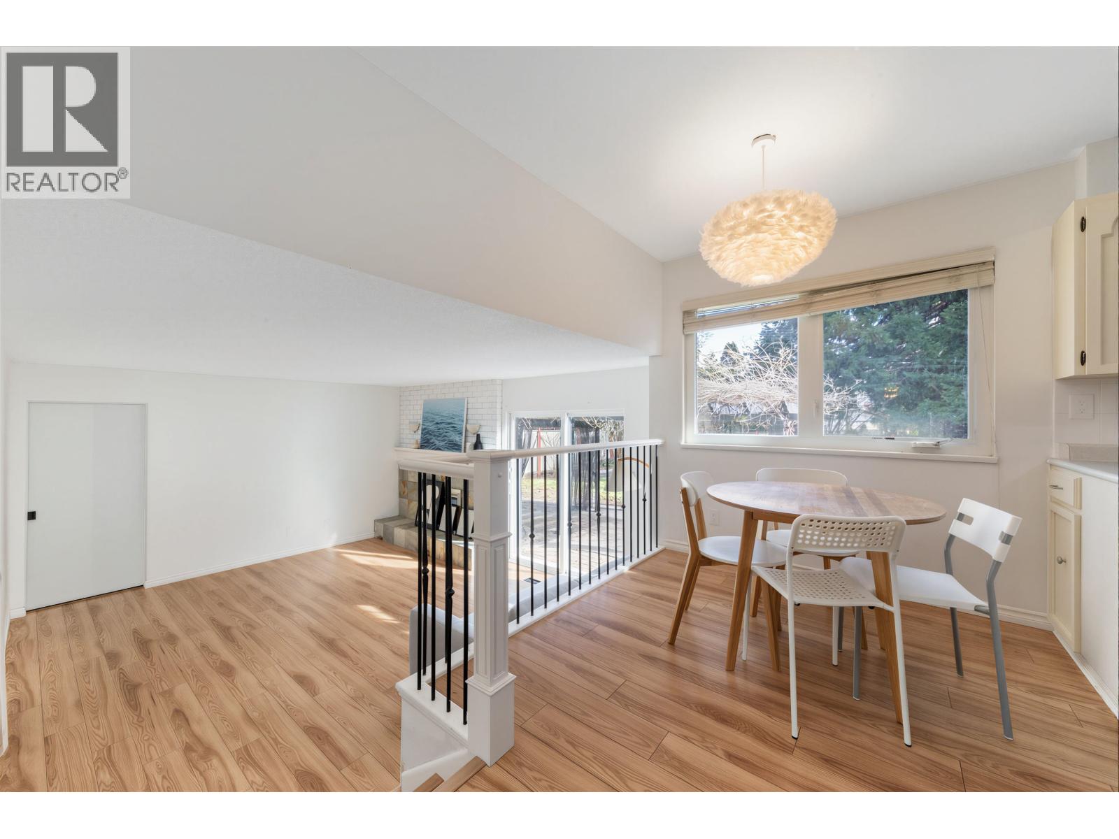 7920 Willowfield Drive, Richmond, British Columbia  V7C 4S7 - Photo 13 - R3094191