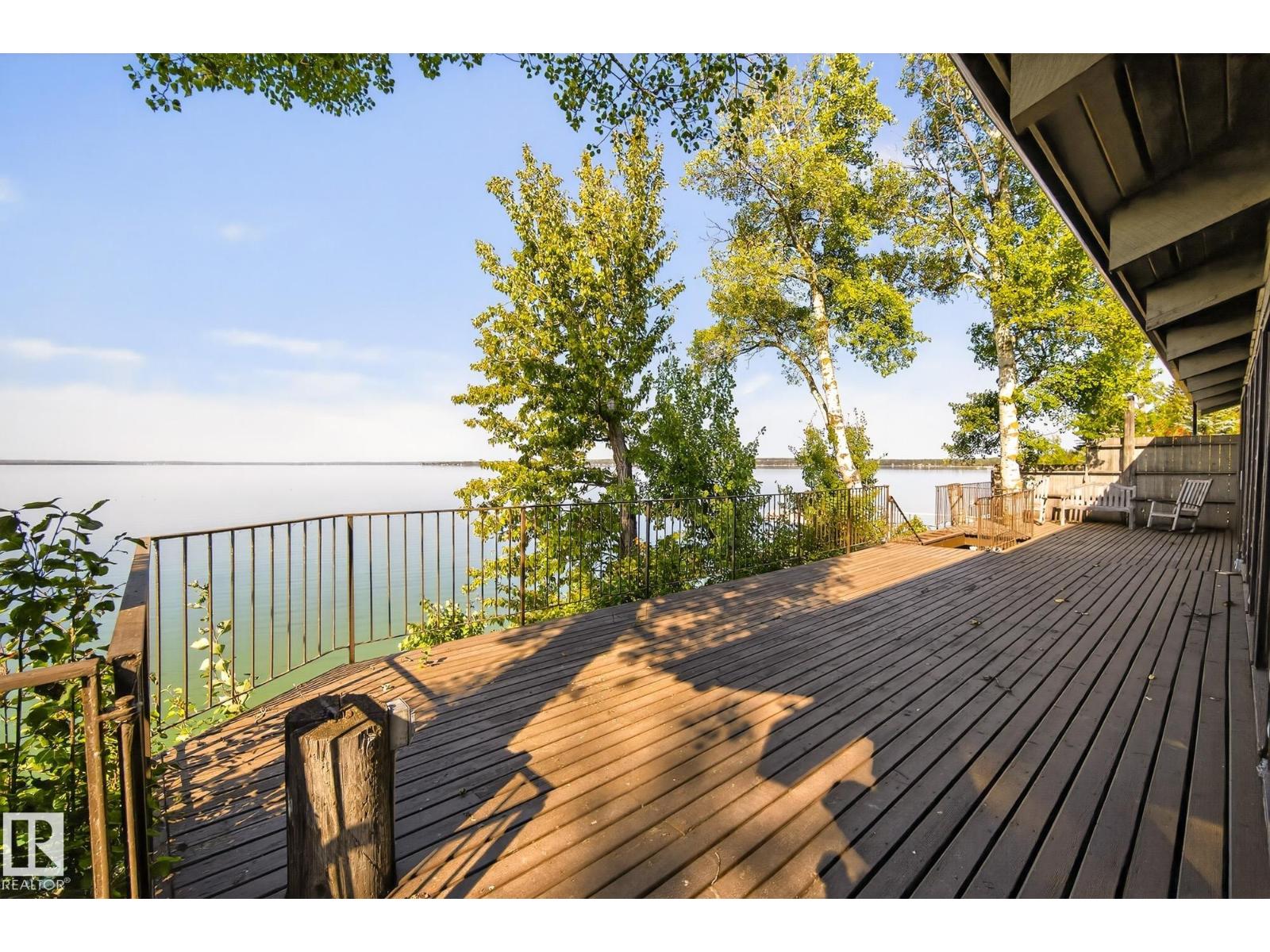 139 Silver Beach Rd, Rural Wetaskiwin County, Alberta  T0C 2C0 - Photo 39 - E4475525