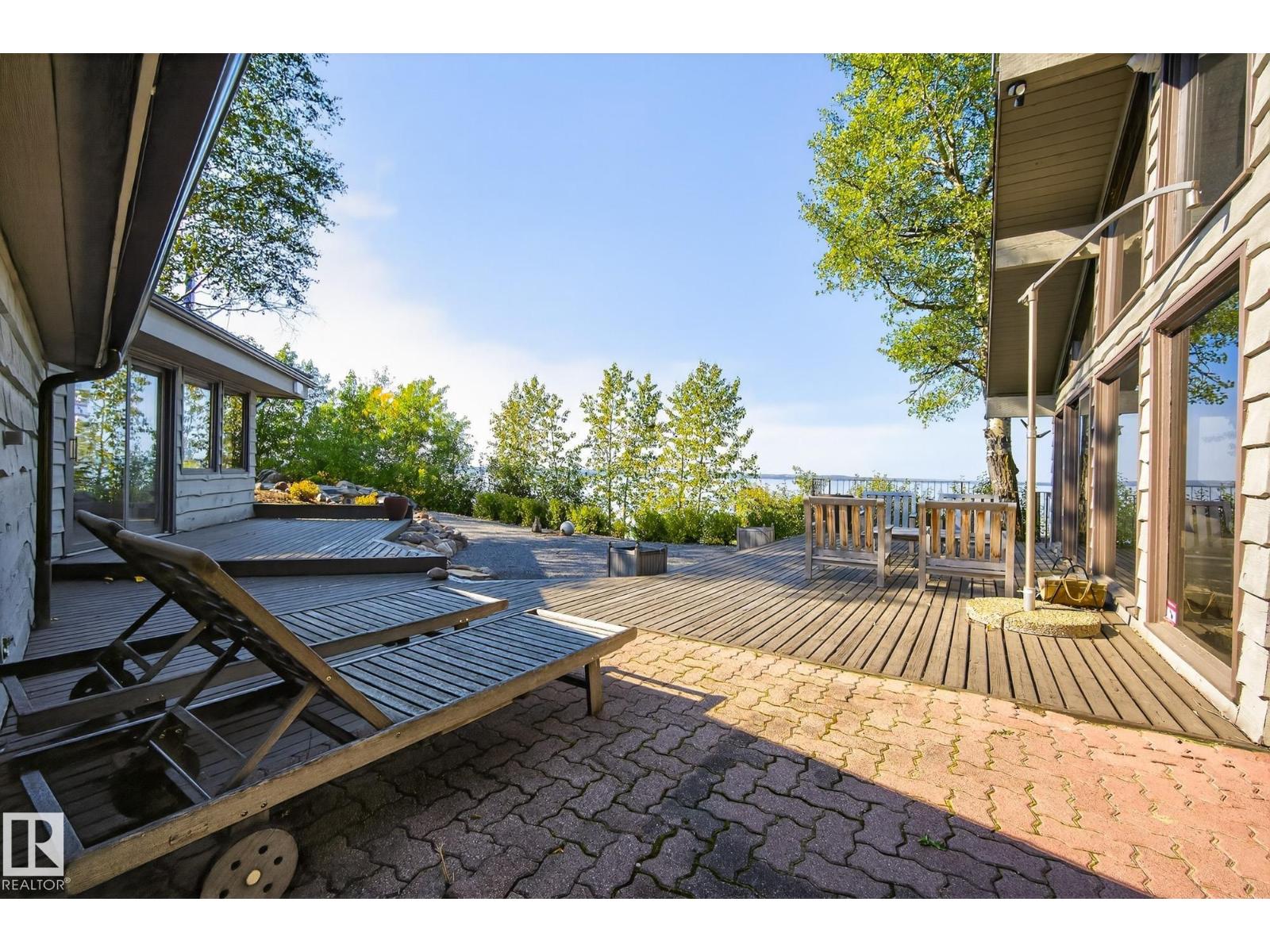 139 Silver Beach Rd, Rural Wetaskiwin County, Alberta  T0C 2C0 - Photo 41 - E4475525