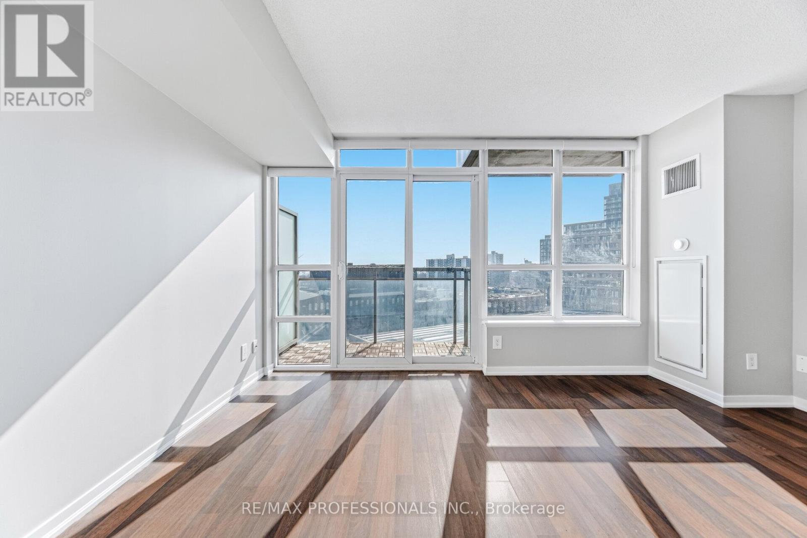 1015 - 38 Joe Shuster Way, Toronto, Ontario  M6K 0A5 - Photo 20 - C12835870