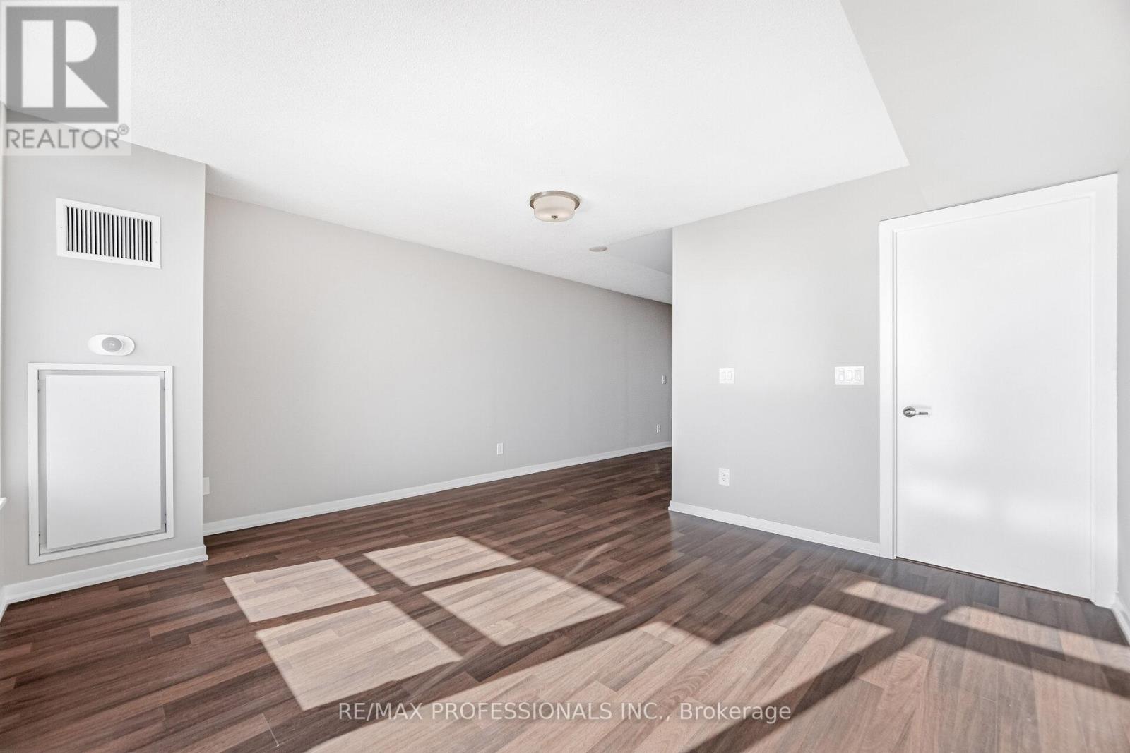 1015 - 38 Joe Shuster Way, Toronto, Ontario  M6K 0A5 - Photo 24 - C12835870