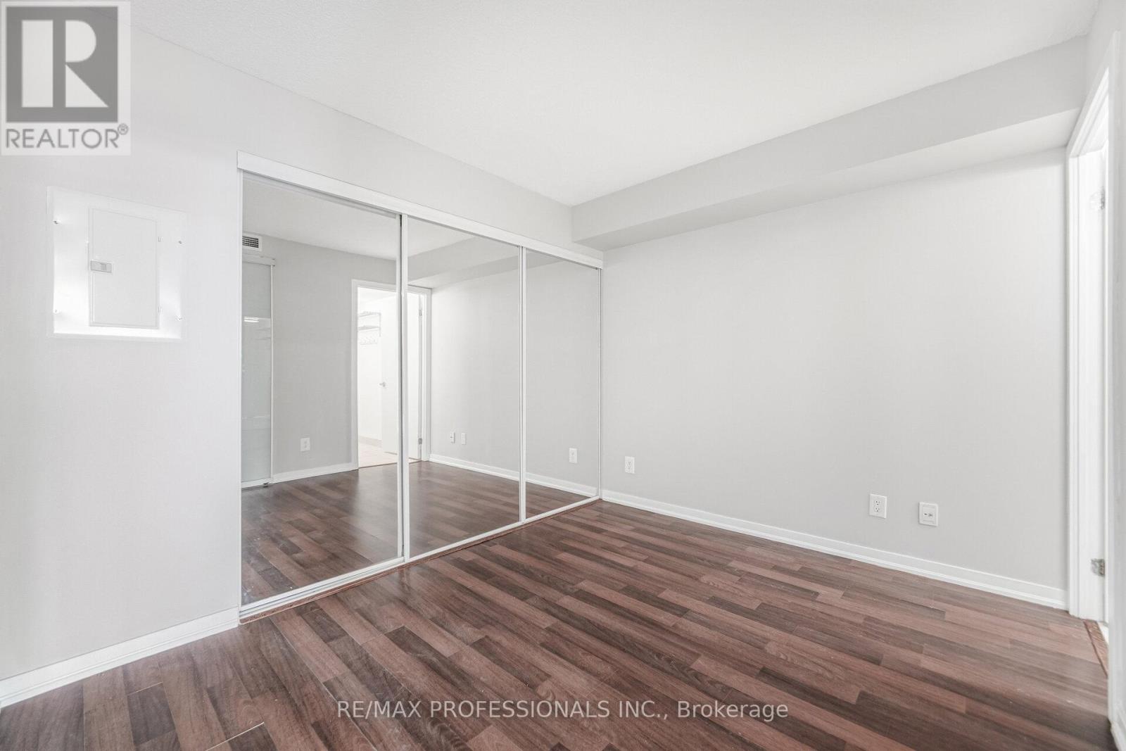 1015 - 38 Joe Shuster Way, Toronto, Ontario  M6K 0A5 - Photo 26 - C12835870