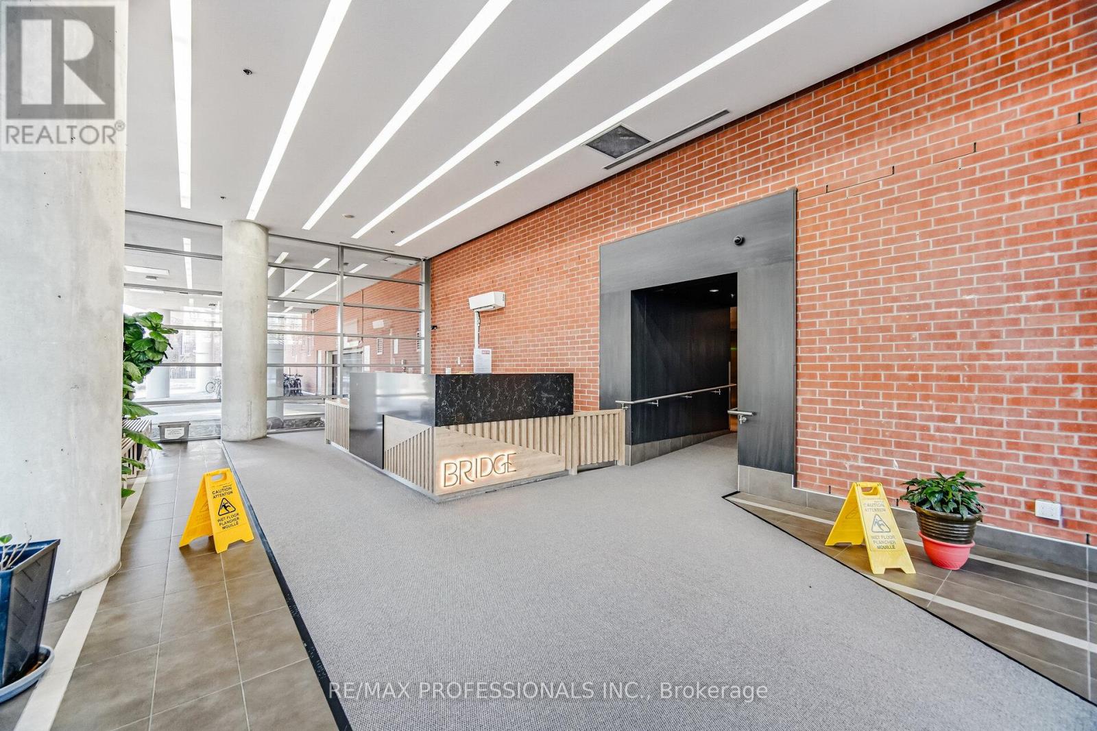 1015 - 38 Joe Shuster Way, Toronto, Ontario  M6K 0A5 - Photo 3 - C12835870